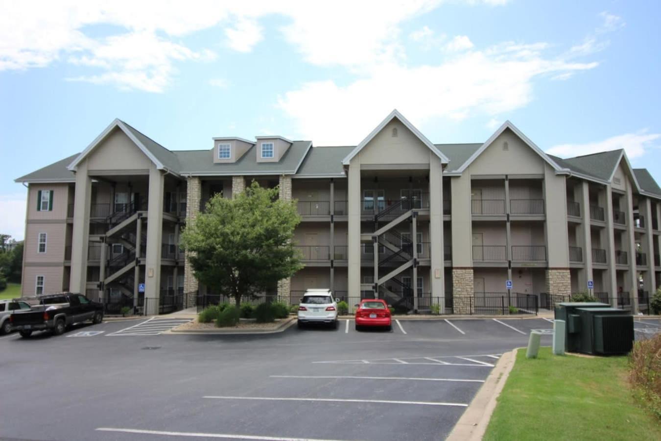 Branson Condo With A Walkout And Elevator Access At Thousand Hills And Next To 76 外观 照片